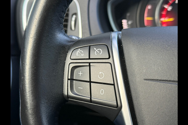 Volvo V40 2.0 T2 Momentum Standkachel