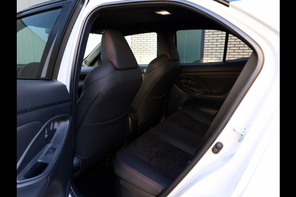 Toyota Yaris Cross 1.5 Hyb 130 GR Sport | JBL | Head Up | El Achterklep