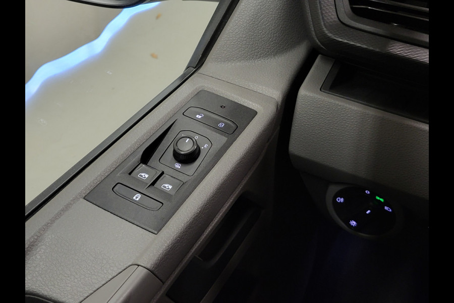 Volkswagen Transporter 2.0TDI L2/H1 Dubbele Cabine Euro 6!