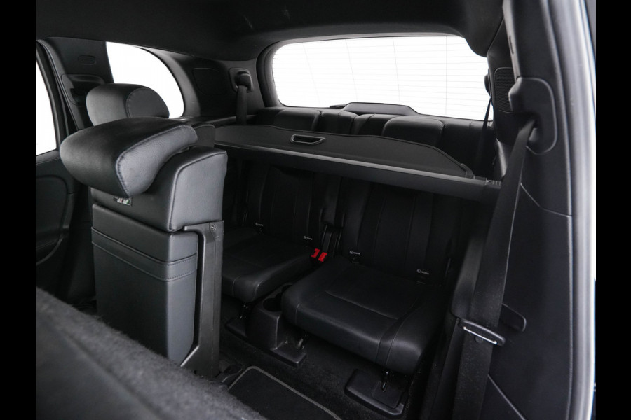 Mercedes-Benz Glb 180 d Business Solution Luxury [ 7-Pers. ] (INCL-BTW) Aut. *LUXURY-LEATHER | FULL-LED | AMBIENT-LIGHT | WIDESCREEN-DIGI-COCKPIT | HEATED-COMFORTSEATS | CAMERA | DAB+ | NAVI-FULLMAP | ECC | MEMORY-PACK | PDC | CRUISE | PRIVACY-GLASS |