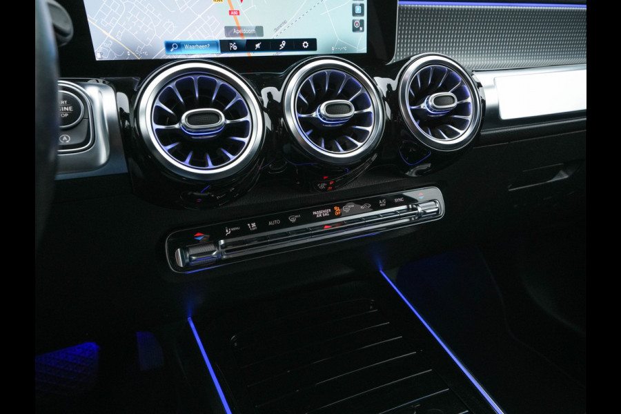 Mercedes-Benz Glb 180 d Business Solution Luxury [ 7-Pers. ] (INCL-BTW) Aut. *LUXURY-LEATHER | FULL-LED | AMBIENT-LIGHT | WIDESCREEN-DIGI-COCKPIT | HEATED-COMFORTSEATS | CAMERA | DAB+ | NAVI-FULLMAP | ECC | MEMORY-PACK | PDC | CRUISE | PRIVACY-GLASS |