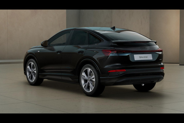 Audi Q4 Sportback e-tron 45 S edition 82Kwh 286 pk | Assistentiepakket plus | Comfortpakket | Privacy glas | Optiekpakket zwart plus |