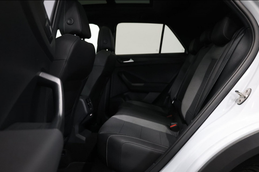 Volkswagen T-Roc 2.0 TSI 4Motion R 301+PK AKRAPOVIC/VIRTUAL/PANO/BEATS/KEYLES/HALF LEER+S.VERWARMING/19"/CAM/ACC/12 MDN GARANTIE!