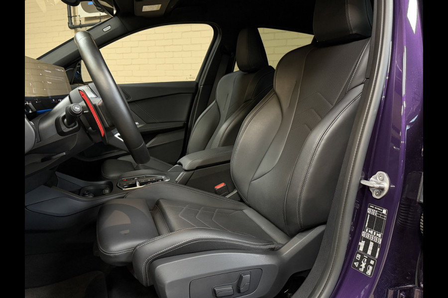 BMW 1-serie M135 300pk xDrive | Navi Prof | HUD | HK | 360 | 19" | Led | ACC | Blindspot | 100% Dealer Onderhouden!