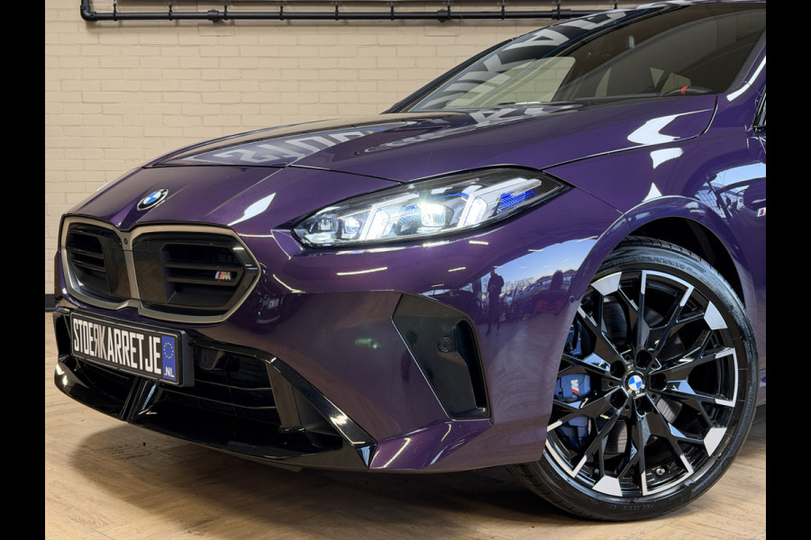 BMW 1-serie M135 300pk xDrive | Navi Prof | HUD | HK | 360 | 19" | Led | ACC | Blindspot | 100% Dealer Onderhouden!