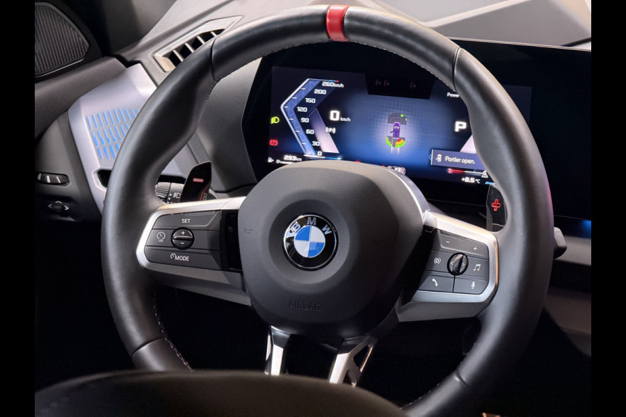 BMW 1-serie M135 300pk xDrive | Navi Prof | HUD | HK | 360 | 19" | Led | ACC | Blindspot | 100% Dealer Onderhouden!