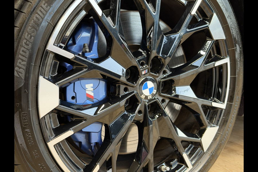 BMW 1-serie M135 300pk xDrive | Navi Prof | HUD | HK | 360 | 19" | Led | ACC | Blindspot | 100% Dealer Onderhouden!
