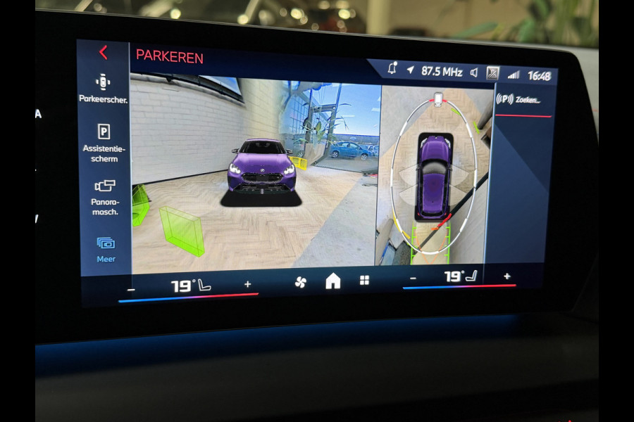 BMW 1-serie M135 300pk xDrive | Navi Prof | HUD | HK | 360 | 19" | Led | ACC | Blindspot | 100% Dealer Onderhouden!