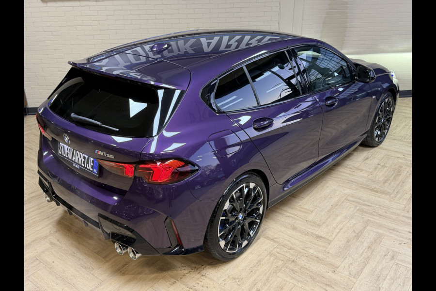BMW 1-serie M135 300pk xDrive | Navi Prof | HUD | HK | 360 | 19" | Led | ACC | Blindspot | 100% Dealer Onderhouden!