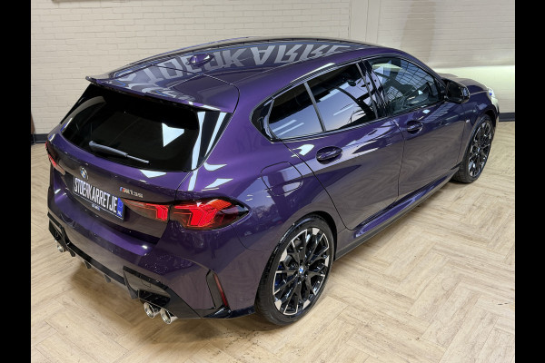 BMW 1-serie M135 300pk xDrive | Navi Prof | HUD | HK | 360 | 19" | Led | ACC | Blindspot | 100% Dealer Onderhouden!