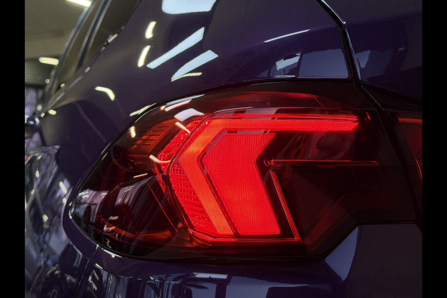 BMW 1-serie M135 300pk xDrive | Navi Prof | HUD | HK | 360 | 19" | Led | ACC | Blindspot | 100% Dealer Onderhouden!