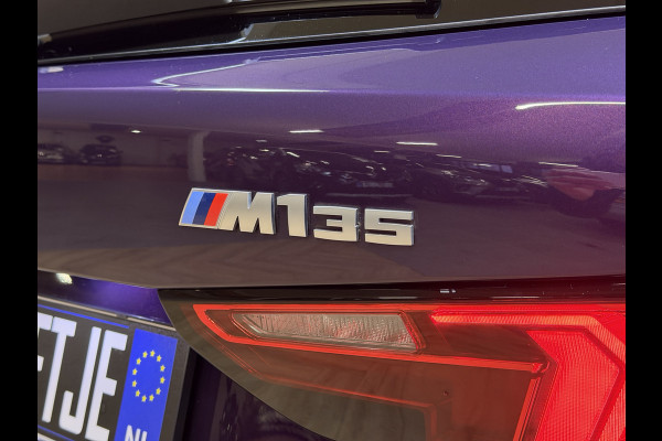 BMW 1-serie M135 300pk xDrive | Navi Prof | HUD | HK | 360 | 19" | Led | ACC | Blindspot | 100% Dealer Onderhouden!