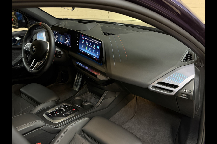 BMW 1-serie M135 300pk xDrive | Navi Prof | HUD | HK | 360 | 19" | Led | ACC | Blindspot | 100% Dealer Onderhouden!