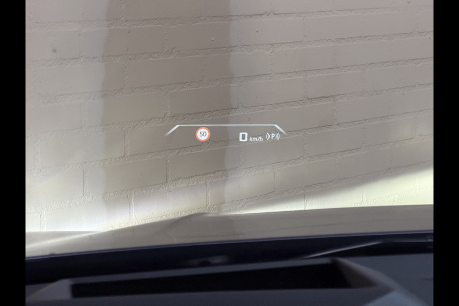 BMW 1-serie M135 300pk xDrive | Navi Prof | HUD | HK | 360 | 19" | Led | ACC | Blindspot | 100% Dealer Onderhouden!