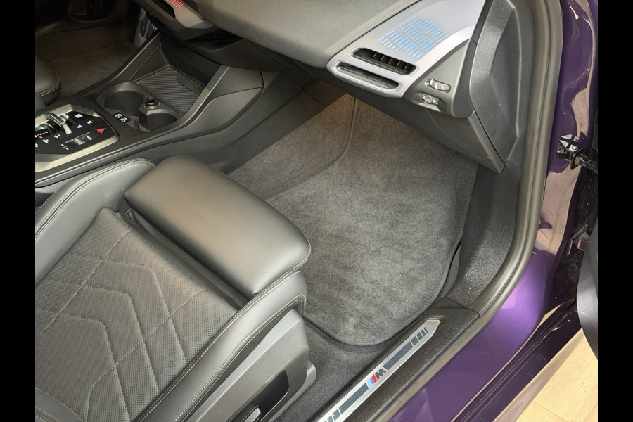 BMW 1-serie M135 300pk xDrive | Navi Prof | HUD | HK | 360 | 19" | Led | ACC | Blindspot | 100% Dealer Onderhouden!