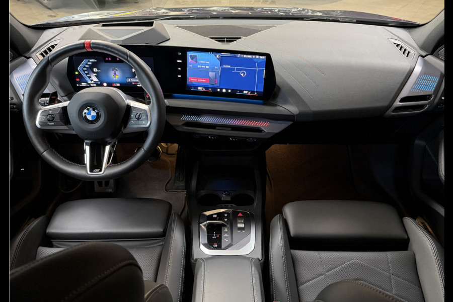 BMW 1-serie M135 300pk xDrive | Navi Prof | HUD | HK | 360 | 19" | Led | ACC | Blindspot | 100% Dealer Onderhouden!