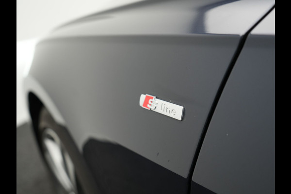 Audi A6 Avant 50 TFSI e quattro S Line Panodak Plug In Hybrid 300pk PHEV | Trekhaak | Head Up | Bang & Olufsen | Lederen Sportstoelen Verwarmd | Adaptive Cruise | Apple Carplay | Camera | Blis | Navigatie | Virtual | DAB |