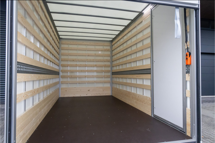 Mercedes-Benz Sprinter 516 Automaat Bakwagen Laadklep nieuw