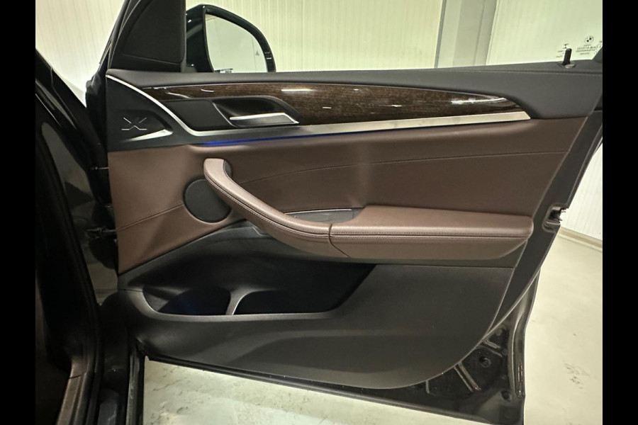 BMW X3 XDrive30e High Executive | M-SPORT | PANO | LEDER | CAMERA | LED