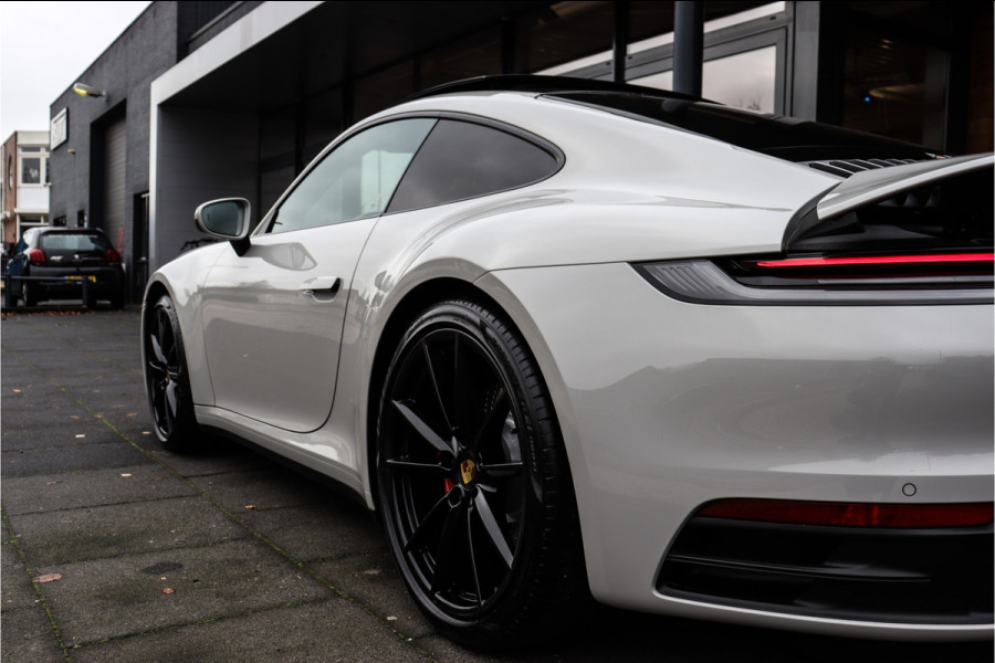 Porsche 911 992 450PK 3.0 Carrera 4 S **4w Steering/Schuif-kantel/Sport-uitlaat/Sport-Stoelen/Sportchrono/Ventilatie**