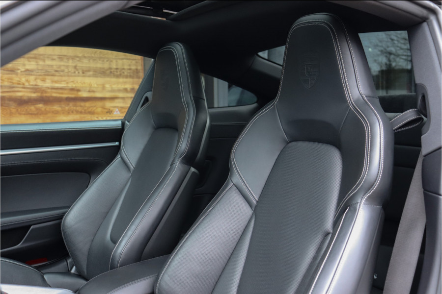 Porsche 911 992 450PK 3.0 Carrera 4 S **4w Steering/Schuif-kantel/Sport-uitlaat/Sport-Stoelen/Sportchrono/Ventilatie**