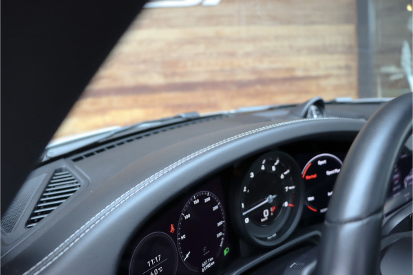 Porsche 911 992 450PK 3.0 Carrera 4 S **4w Steering/Schuif-kantel/Sport-uitlaat/Sport-Stoelen/Sportchrono/Ventilatie**