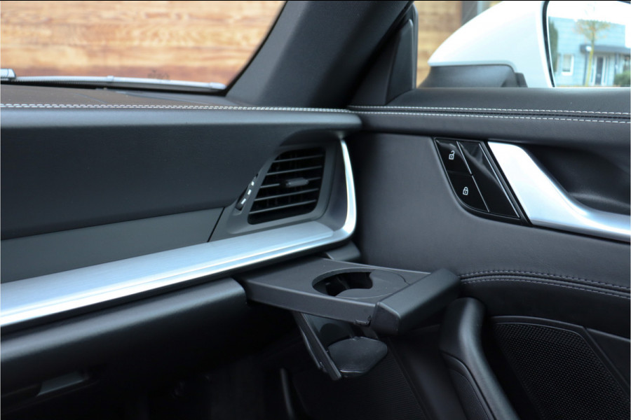 Porsche 911 992 450PK 3.0 Carrera 4 S **4w Steering/Schuif-kantel/Sport-uitlaat/Sport-Stoelen/Sportchrono/Ventilatie**