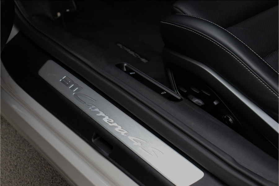 Porsche 911 992 450PK 3.0 Carrera 4 S **4w Steering/Schuif-kantel/Sport-uitlaat/Sport-Stoelen/Sportchrono/Ventilatie**