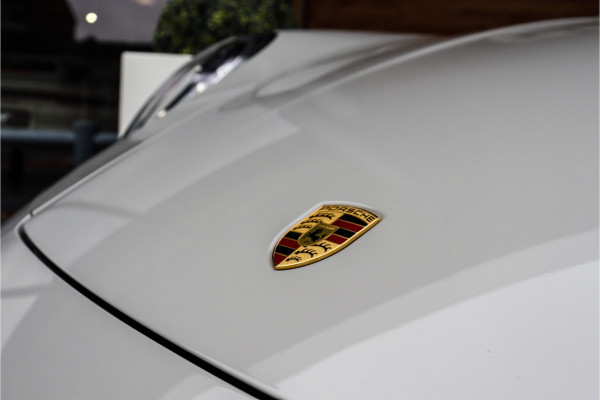 Porsche 911 992 450PK 3.0 Carrera 4 S **4w Steering/Schuif-kantel/Sport-uitlaat/Sport-Stoelen/Sportchrono/Ventilatie**