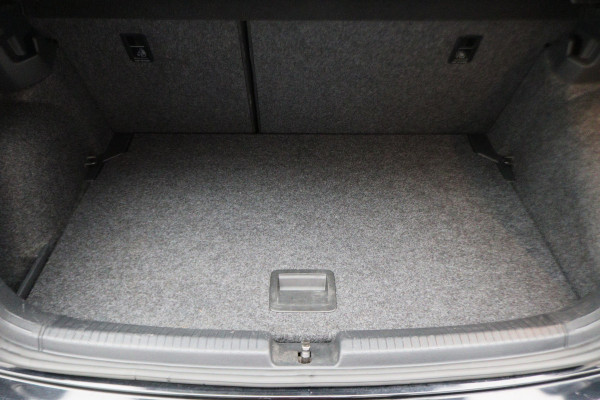 Volkswagen Polo 1.0 TSI Comfortline Business LED, Apple Carplay, ACC, Afn. Trekhaak, 15"