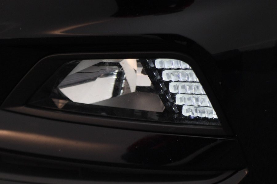 Volkswagen Polo 1.0 TSI Comfortline Business LED, Apple Carplay, ACC, Afn. Trekhaak, 15"