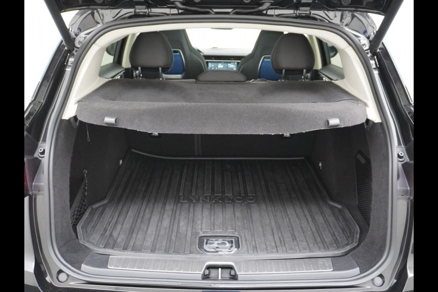 Lynk & Co 01 1.5 PHEV AUT-7 261pk Pano-Schuifdak Lmv 20" 360°Camera Apple Carplay Android Auto Adap.Cruise Navi Pdc Ecc Keyless Led Plug-In H Elek.Memory.Stoel File assistent Dodehoek detector Elektrisch bedienbare achterklep Rijstrooksensor Wifi Verkeersbord detectie 425Nm koppel 3,7kw laadvermogen €44.882 Nieuwprijs 1e Eigenaar Origineel NLse auto!