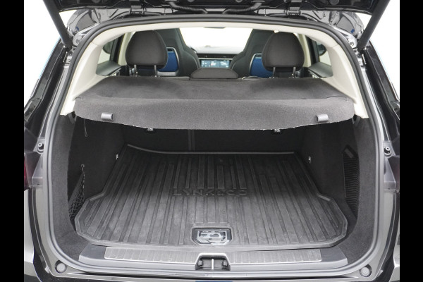 Lynk & Co 01 1.5 PHEV AUT-7 261pk Pano-Schuifdak Lmv 20" 360°Camera Apple Carplay Android Auto Adap.Cruise Navi Pdc Ecc Keyless Led Plug-In H Elek.Memory.Stoel File assistent Dodehoek detector Elektrisch bedienbare achterklep Rijstrooksensor Wifi Verkeersbord detectie 425Nm koppel 3,7kw laadvermogen €44.882 Nieuwprijs 1e Eigenaar Origineel NLse auto!