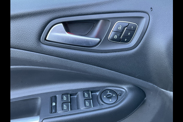 Ford Kuga 1.5 EcoBoost Titanium Trekhaak Sony-Audio Nav/Cruise Clima Hoogzitter Voll.Onderhouden!