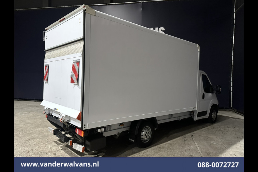 Peugeot Boxer 2.2 BlueHDi 141pk Bakwagen Laadklep Euro6 Airco | Cruisecontrol | 985kg laadvermogen Bijrijdersbank.