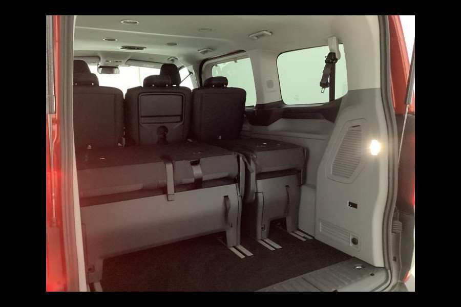 Ford Transit Custom Tourneo 340 2.5 PHEV L1H1 Active Zuid | 233pk | Driver Assistance Pack | Stuur en stoelverwarming | 8 persoons! INCL BTW/BPM | Verlengde Fabrieksgarantie tot 05-2029