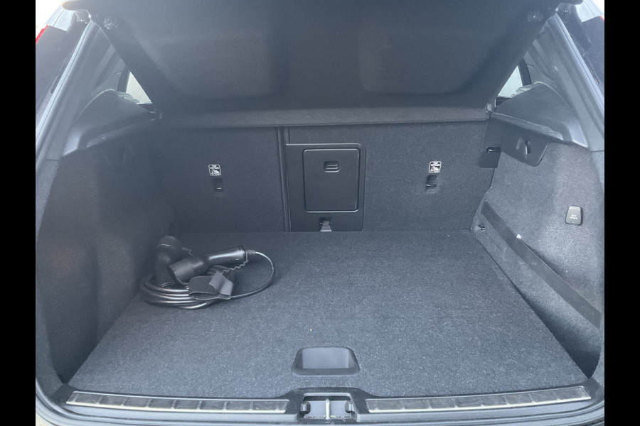 Volvo XC40 1.5 T5 Recharge R-Design Pano Stoel/Stuurvw Keyless Harman Kardon Blis