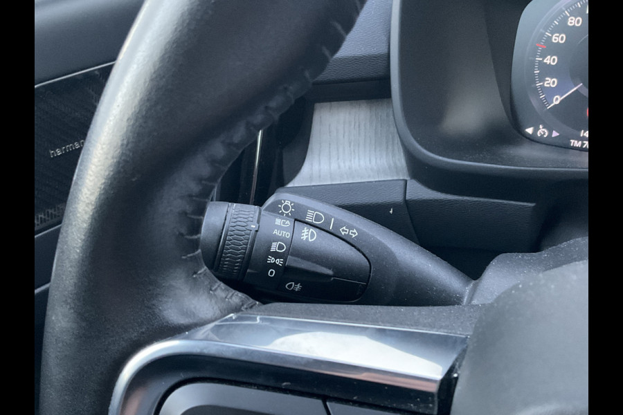 Volvo XC40 1.5 T5 Recharge R-Design Pano Stoel/Stuurvw Keyless Harman Kardon Blis