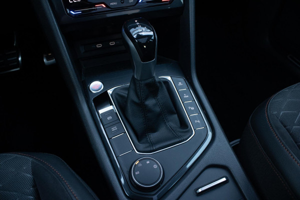 Seat Tarraco 1.4 e-HYBRID 245PK FR DSG PANO CAMERA MEMORY TREKHAAK STOELVERWARMING