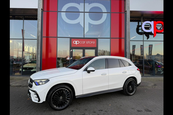 Mercedes-Benz GLC 300e 4MATIC AMG Line Full spec