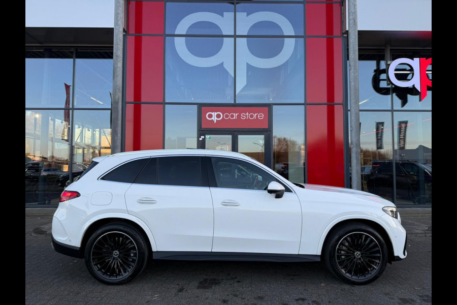 Mercedes-Benz GLC 300e 4MATIC AMG Line Full spec