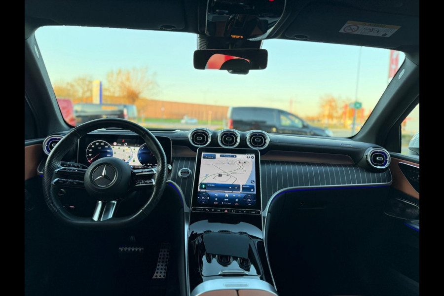 Mercedes-Benz GLC 300e 4MATIC AMG Line Full spec