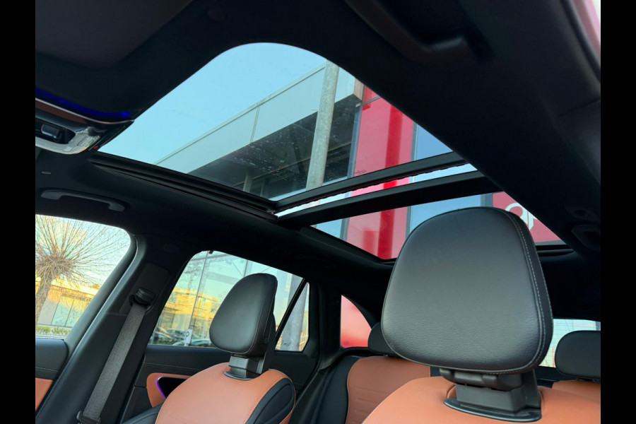 Mercedes-Benz GLC 300e 4MATIC AMG Line Full spec