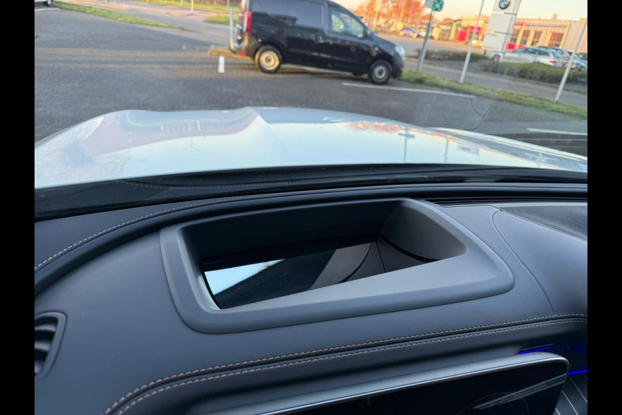 Mercedes-Benz GLC 300e 4MATIC AMG Line Full spec