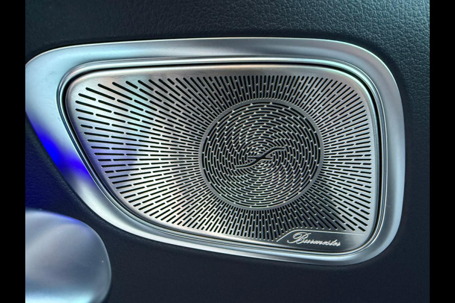 Mercedes-Benz GLC 300e 4MATIC AMG Line Full spec