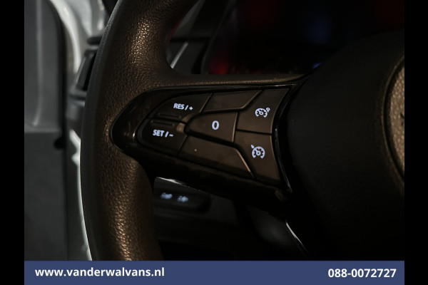 Nissan Primastar 2.0 dCi 131pk L2H1 Euro6 Airco | LED | Cruisecontrol | 2500kg Trekhaak | Parkeersensoren Bijrijdersbank