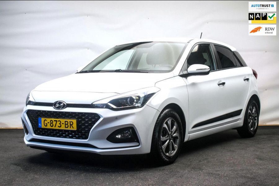 Hyundai i20 1.0 T-GDI Premium [ Keyless Camera Carplay Trekhaak LED DAB Climate Control ]