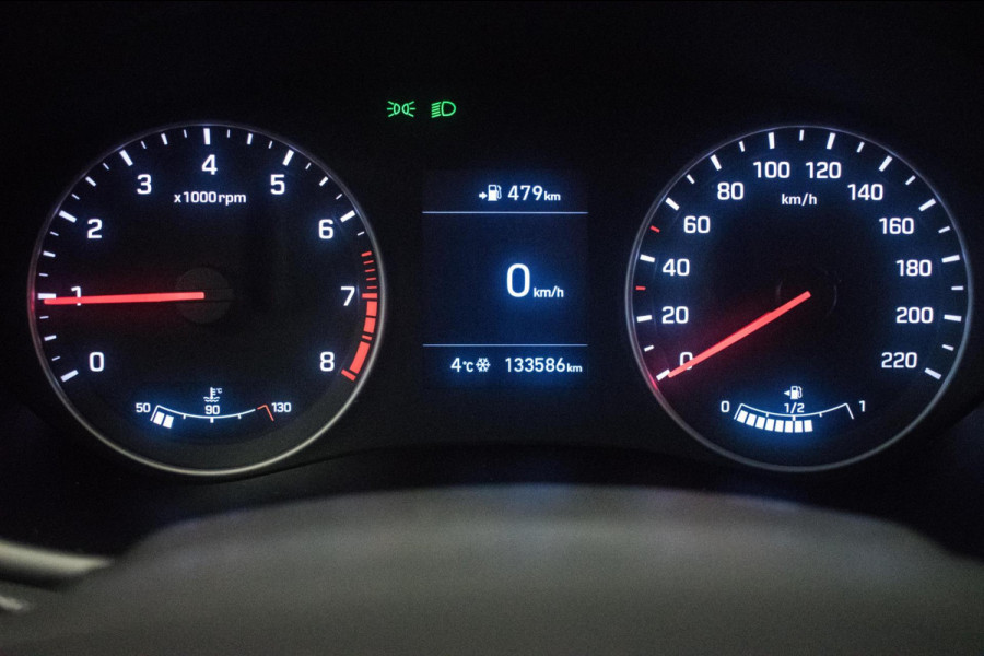 Hyundai i20 1.0 T-GDI Premium [ Keyless Camera Carplay Trekhaak LED DAB Climate Control ]