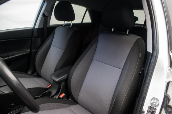 Hyundai i20 1.0 T-GDI Premium [ Keyless Camera Carplay Trekhaak LED DAB Climate Control ]