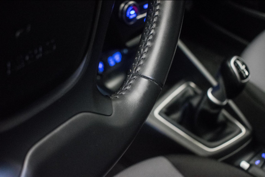 Hyundai i20 1.0 T-GDI Premium [ Keyless Camera Carplay Trekhaak LED DAB Climate Control ]